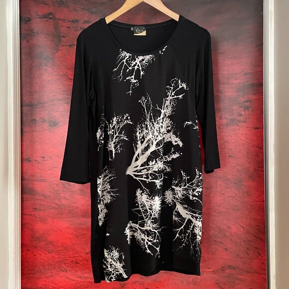 Foley tunic black viscose polyester stretch trees patterns 3/4 sleeves med - Picture 1 of 4